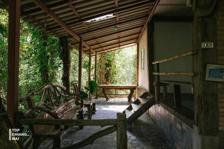 Aum Hum Homestay Fang Екстериор снимка